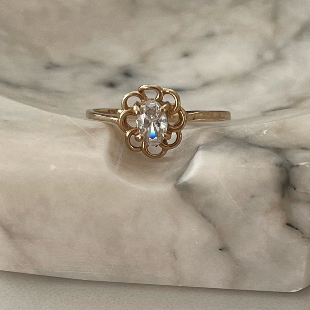 Solid 10K yellow gold vintage ring CZ cubic zirconia 90s minimalist 10 karat VTG - Picture 5 of 16